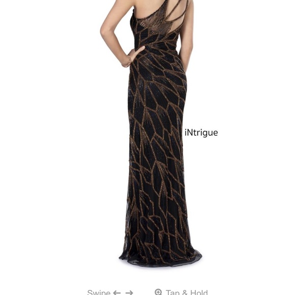 Elegant Black and Gold Prom Dress - Picture 4 of 4